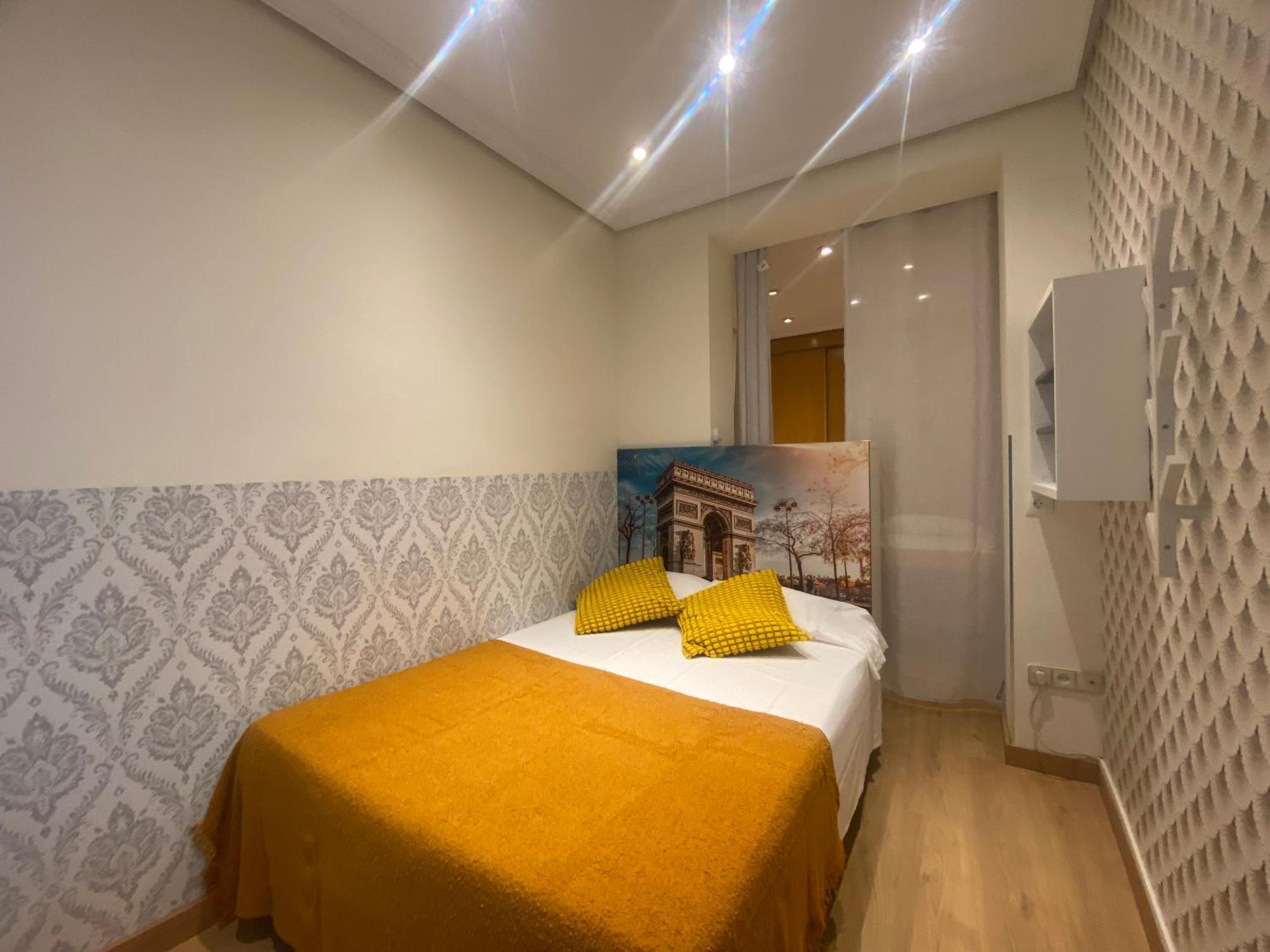El Jardin Del Angel Ferrocarril Apartment Madrid Bagian luar foto