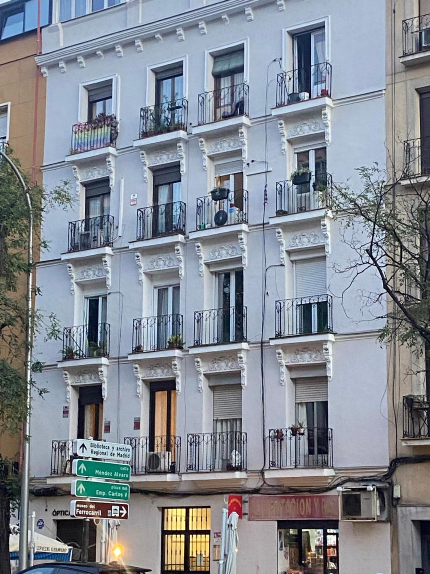 El Jardin Del Angel Ferrocarril Apartment Madrid Bagian luar foto